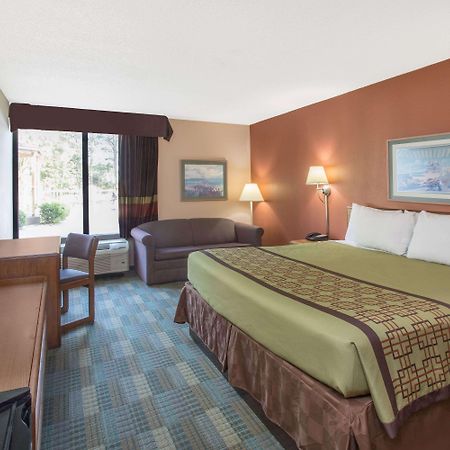 Days Inn By Wyndham Myrtle Beach Socastee Esterno foto