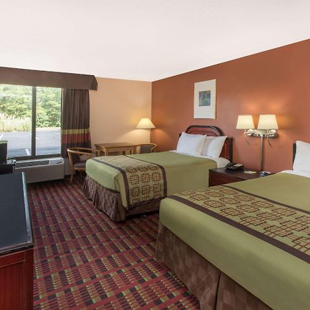 Days Inn By Wyndham Myrtle Beach Socastee Esterno foto
